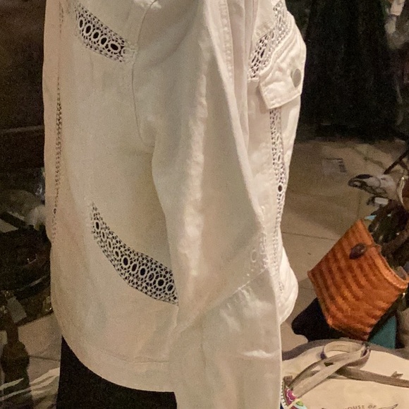 Off white jean jacket with beautiful work of lace brand new size s - Picture 4 of 8